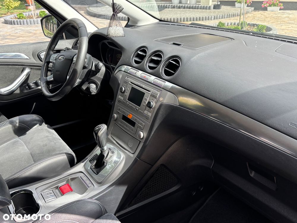 Ford S-Max 2.0 TDCi DPF Titanium - 26