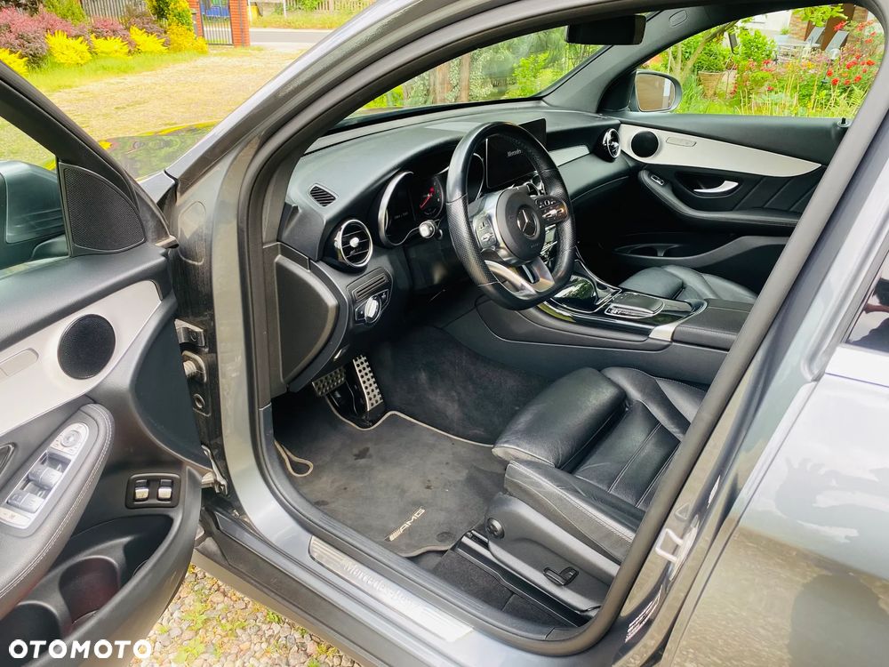 Mercedes-Benz GLC 300 e 4-Matic - 19