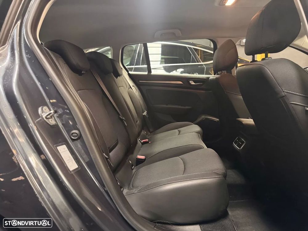 Renault Mégane Sport Tourer 1.5 Blue dCi Business - 24