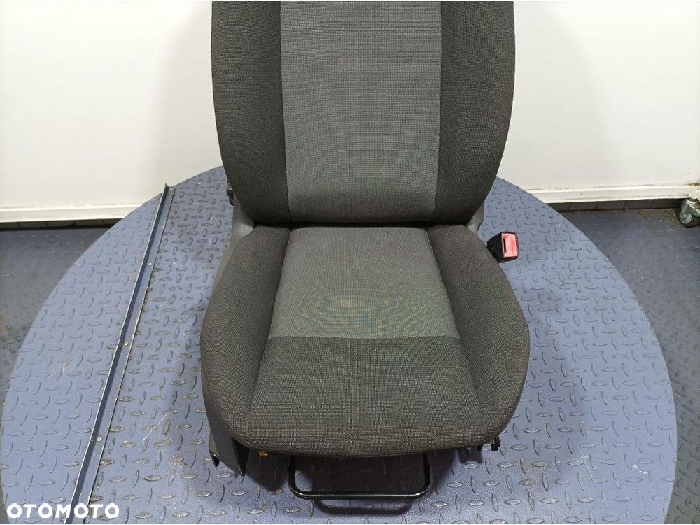 FORD FIESTA MK7 LIFT 5D FOTEL PASAŻERA PRZÓD PRZEDNI PRAWY EU - 2