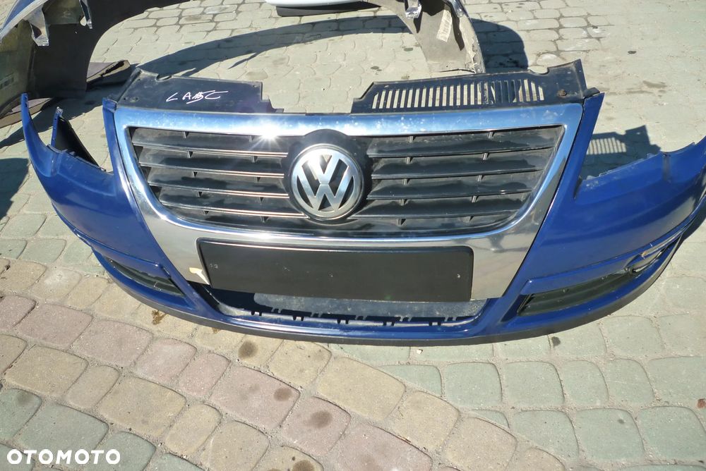 zderzak VW Passat B6 LA5E - 3