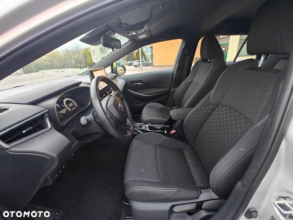 Toyota Corolla 1.8 Hybrid Comfort - 12