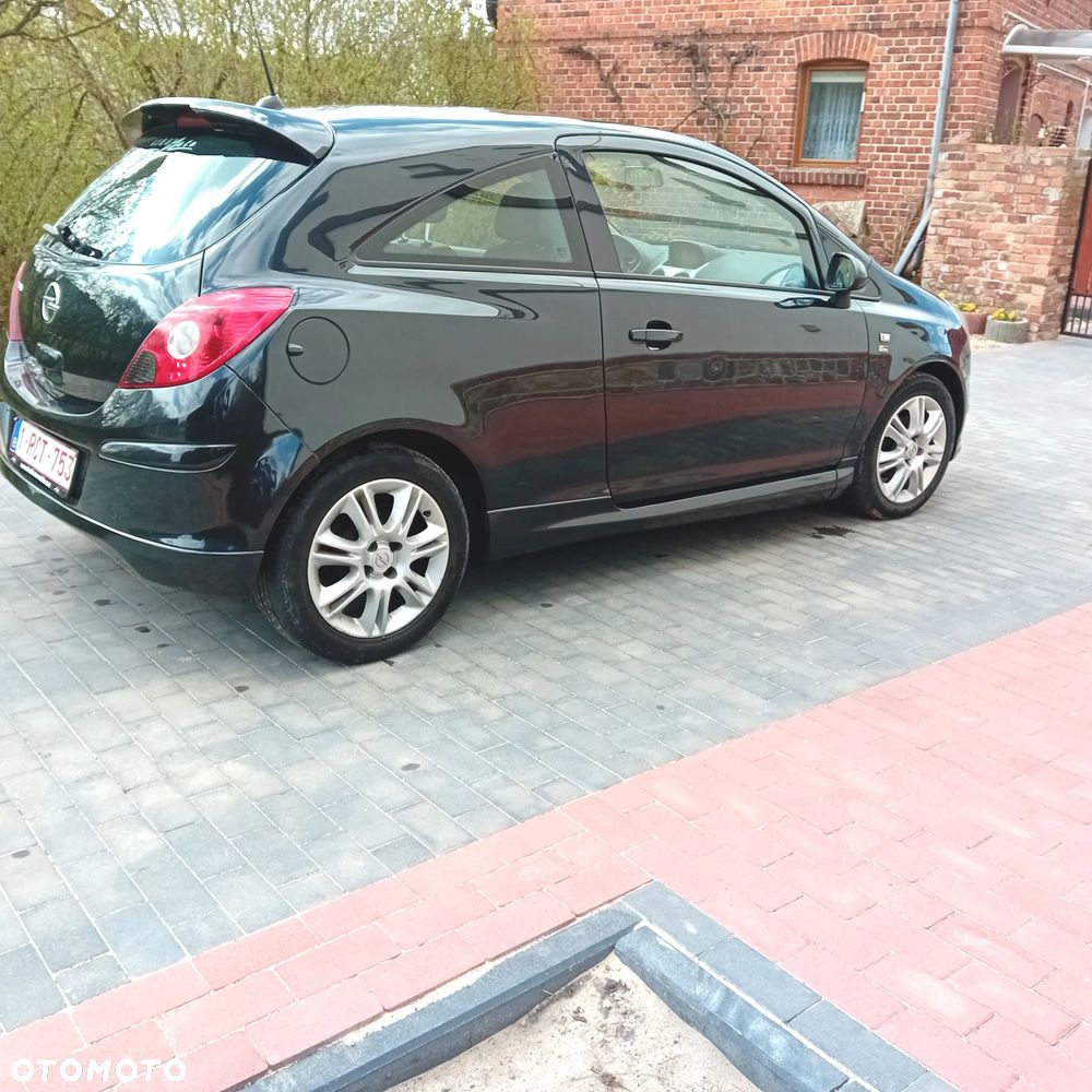 Opel Corsa - 8