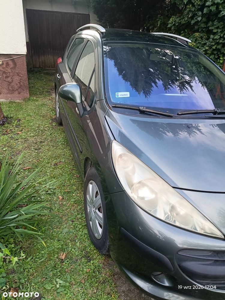 Peugeot 207 - 2