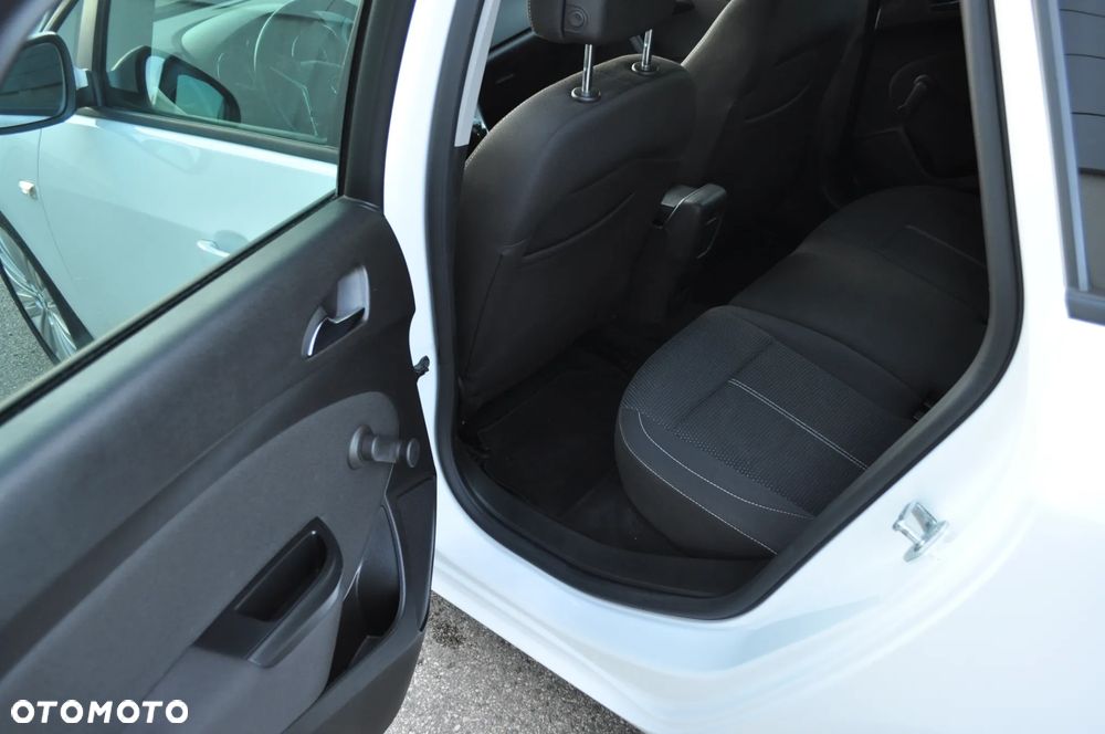 Opel Astra 1.4 Turbo Exklusiv - 19