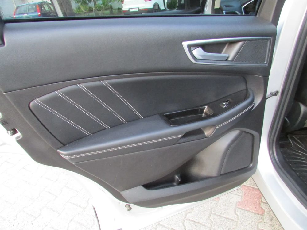 Ford Edge 2.0 TDCi 4x4 ST-LINE - 16