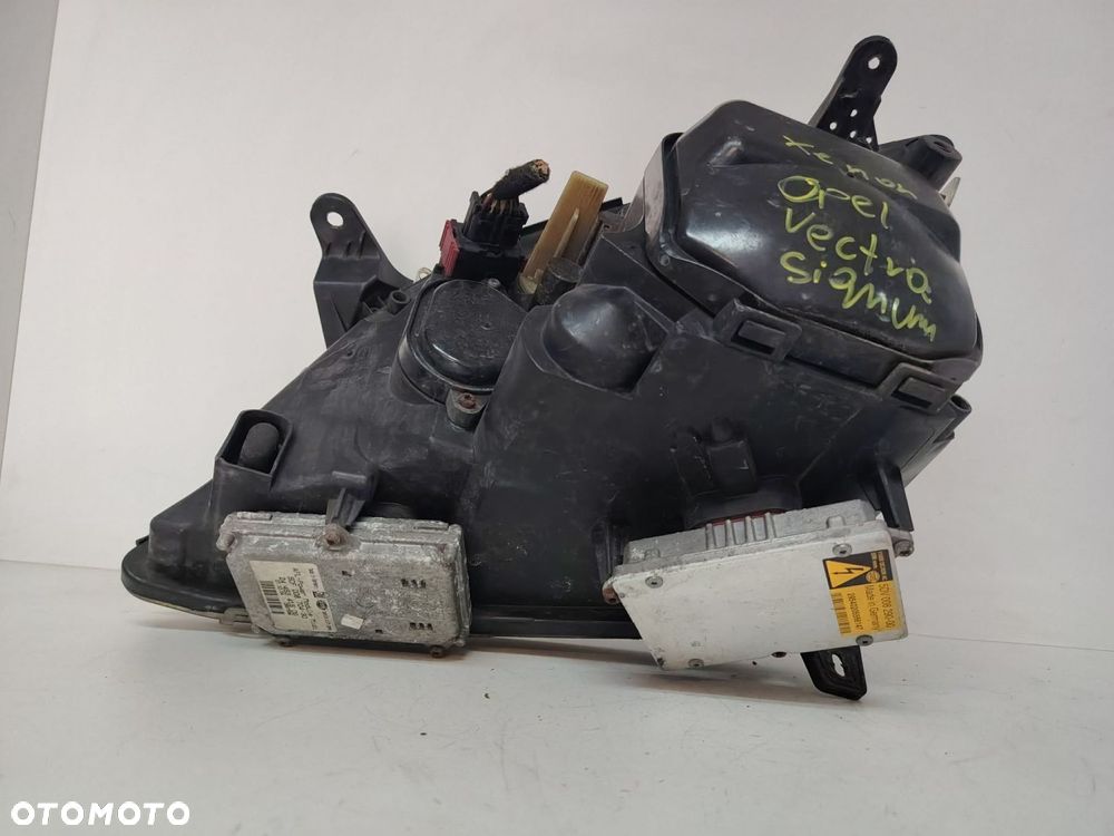 OPEL VECTRA C XENON  SIGNUM LAMPA PRZÓD PRZEDNIA PRAWA EUROPA 159 872-00 - 6