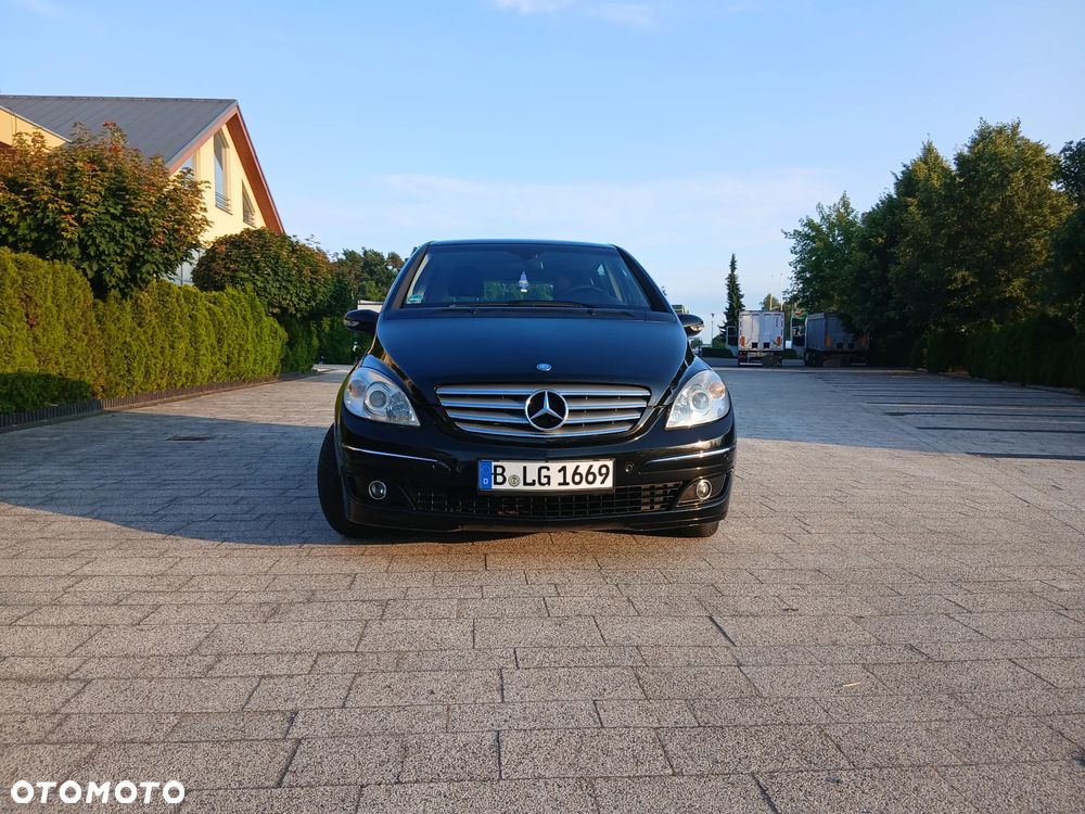 Mercedes-Benz Klasa B 200 Autotronic Special Edition - 8