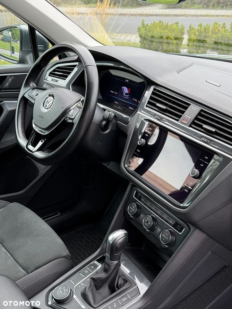 Volkswagen Tiguan - 9