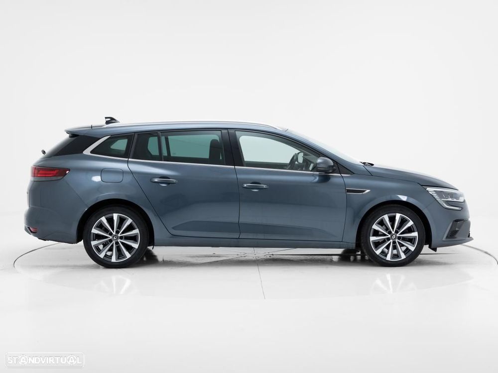 Renault Mégane Sport Tourer 1.5 Blue dCi R.S. Line — fotografia 2
