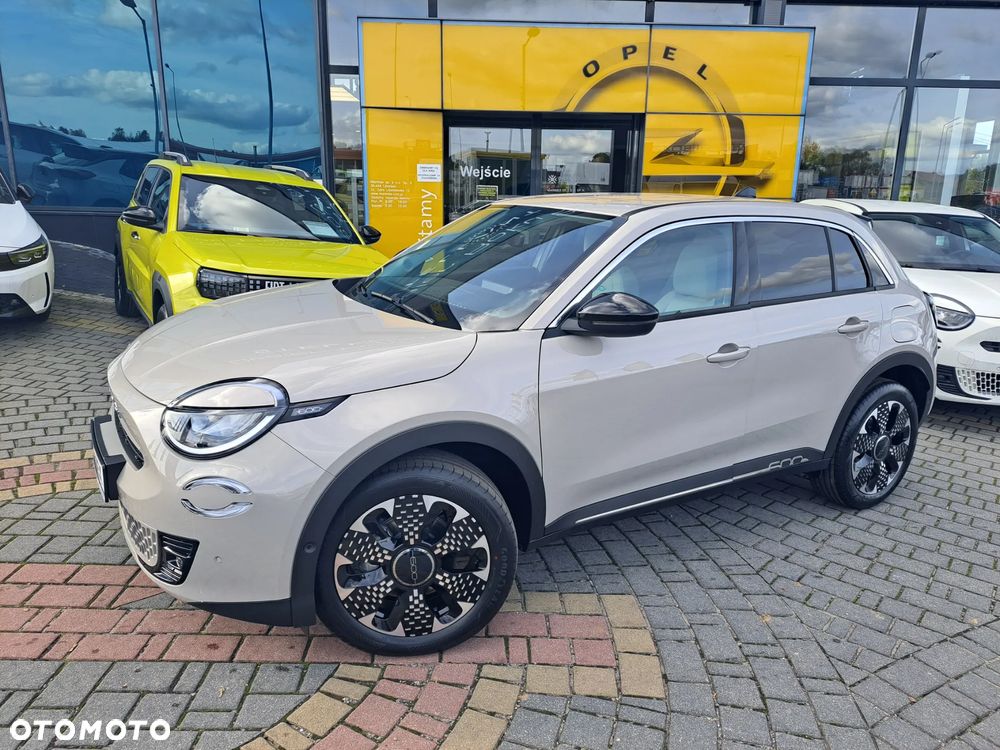 Fiat 600 1.2 Turbo Hybrid La Prima eDCT