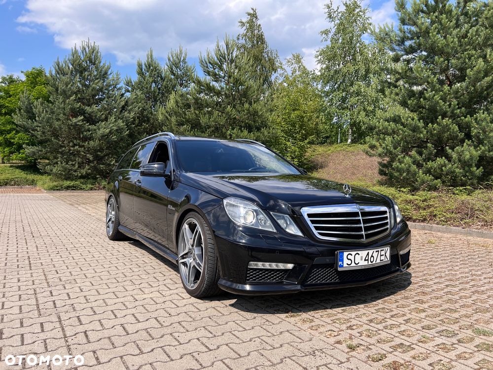 Mercedes-Benz Klasa E 63 AMG - 24