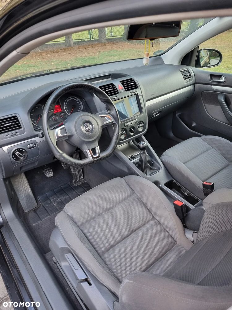 Volkswagen Golf - 12