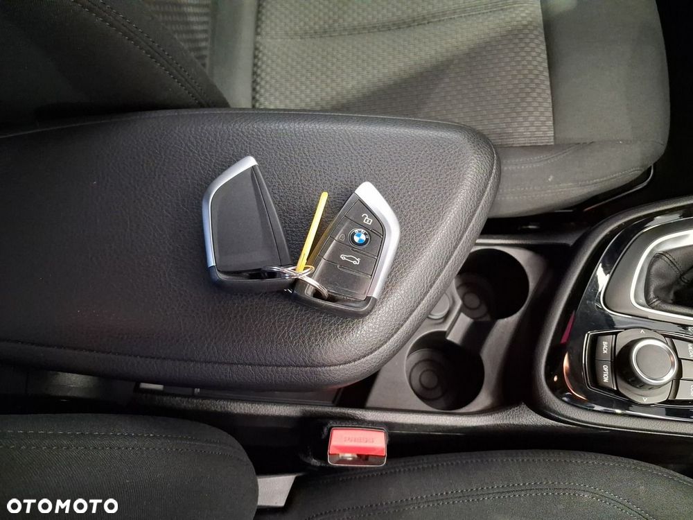 BMW Seria 2 - 25