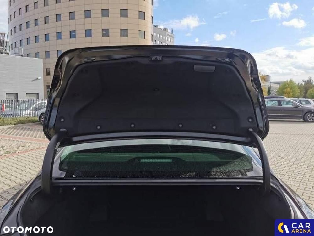 Toyota Camry - 29