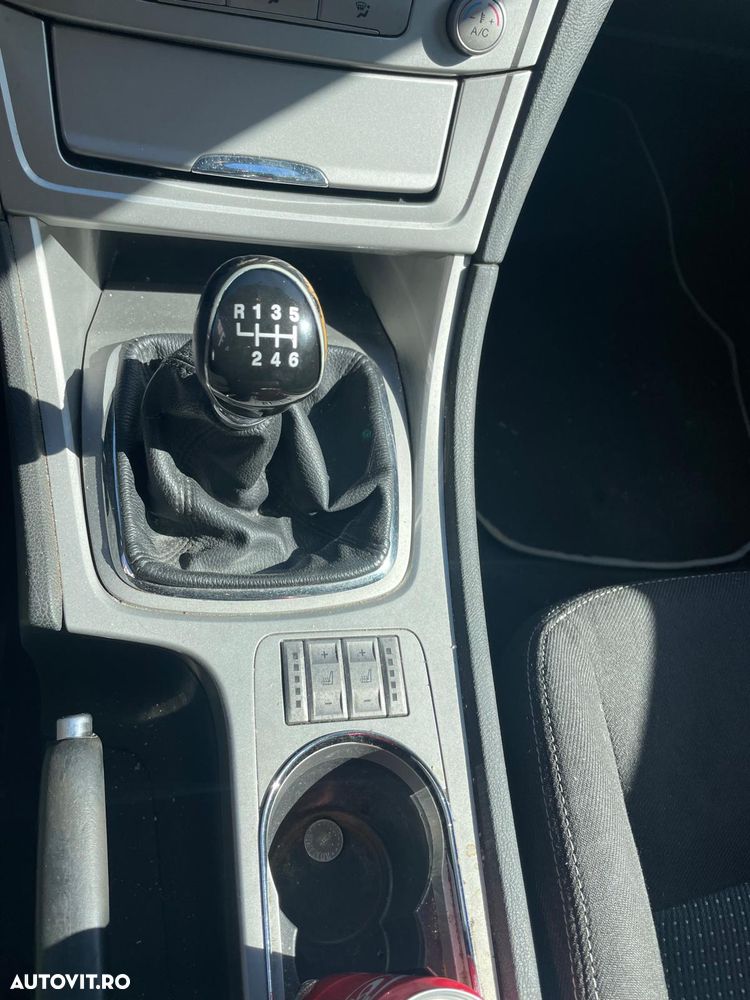 Ford Mondeo - 7