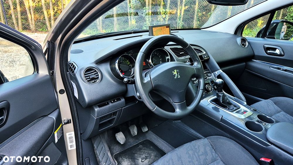 Peugeot 3008 120 VTi Premium - 29