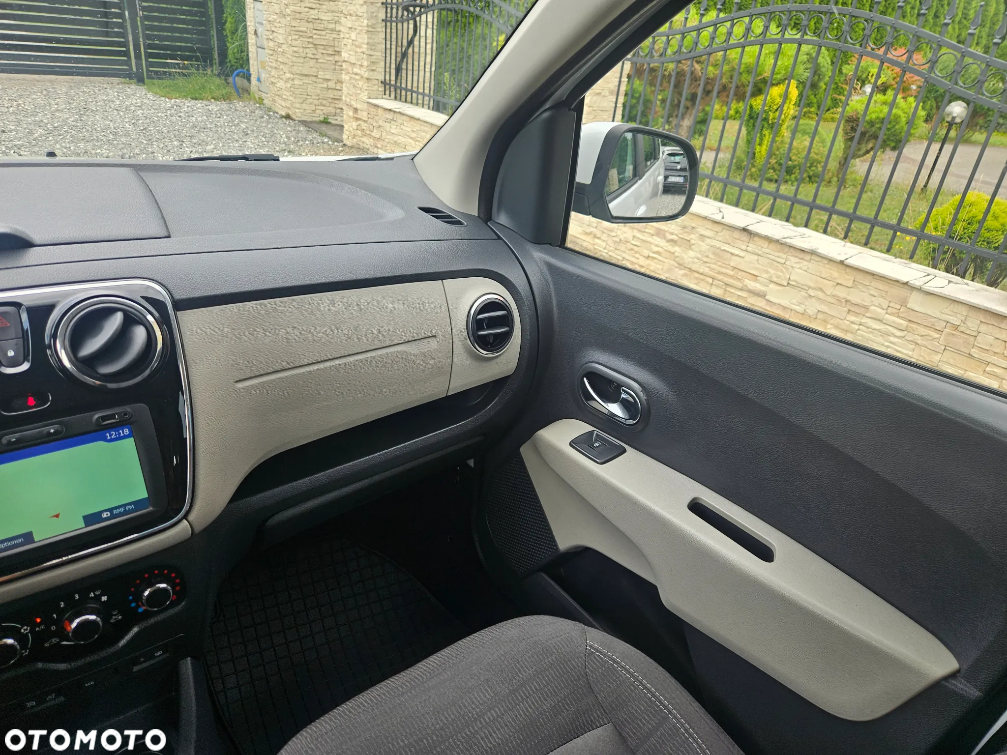 Dacia Lodgy - 27