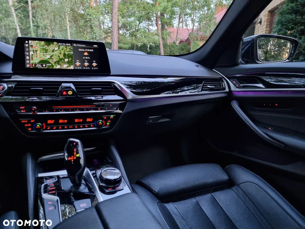 BMW Seria 5 540d xDrive M Sport sport - 34