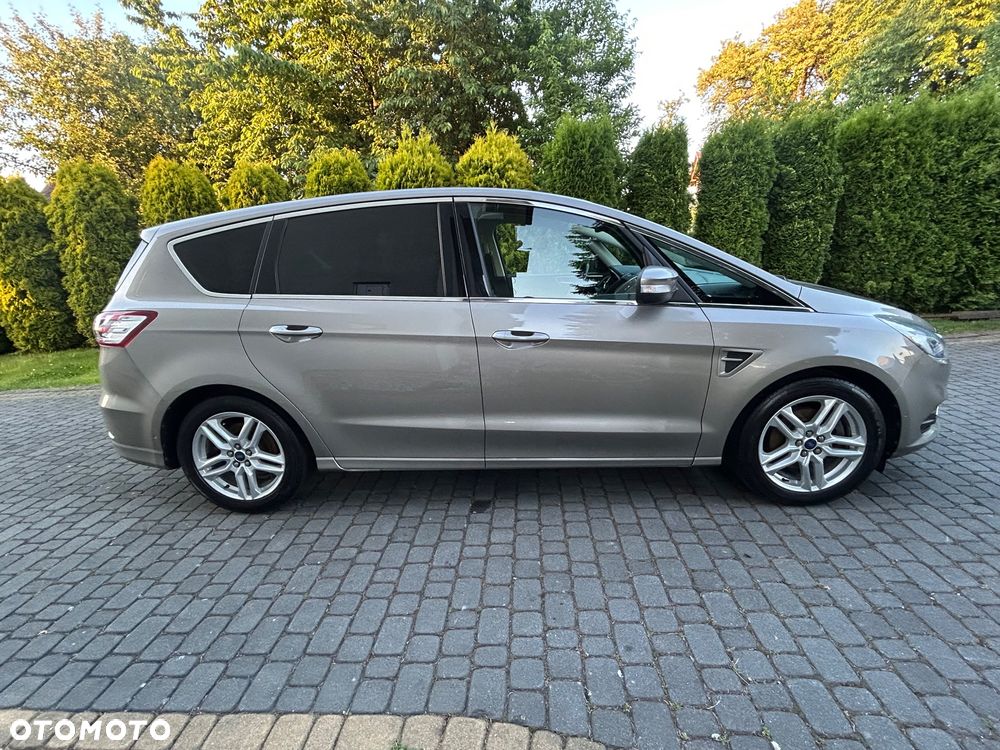 Ford S-Max - 15