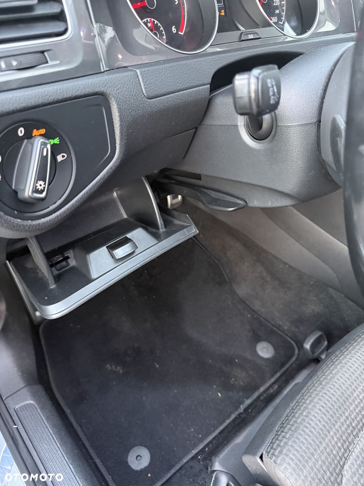 Volkswagen Golf 2.0 TDI BMT GTD DSG - 40