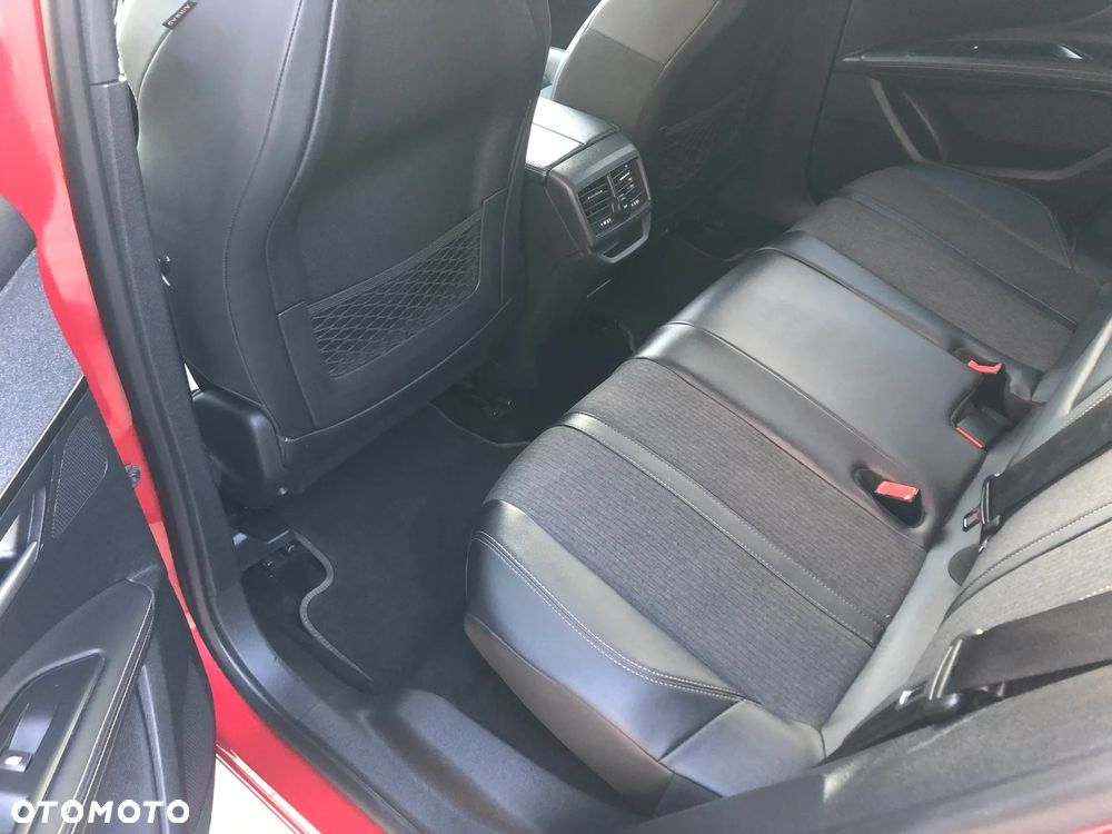 Peugeot 3008 PureTech 180 Stop & Start GPF EAT8 GT - 10