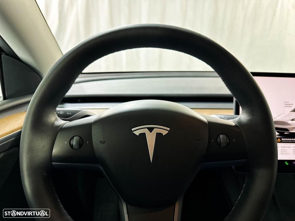 Tesla Model Y Long Range Dual Motor AWD - 41