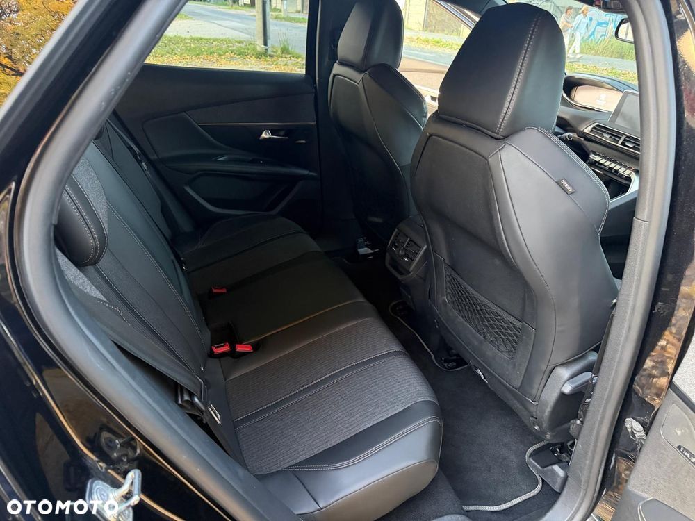 Peugeot 3008 HDi 150 Allure - 17