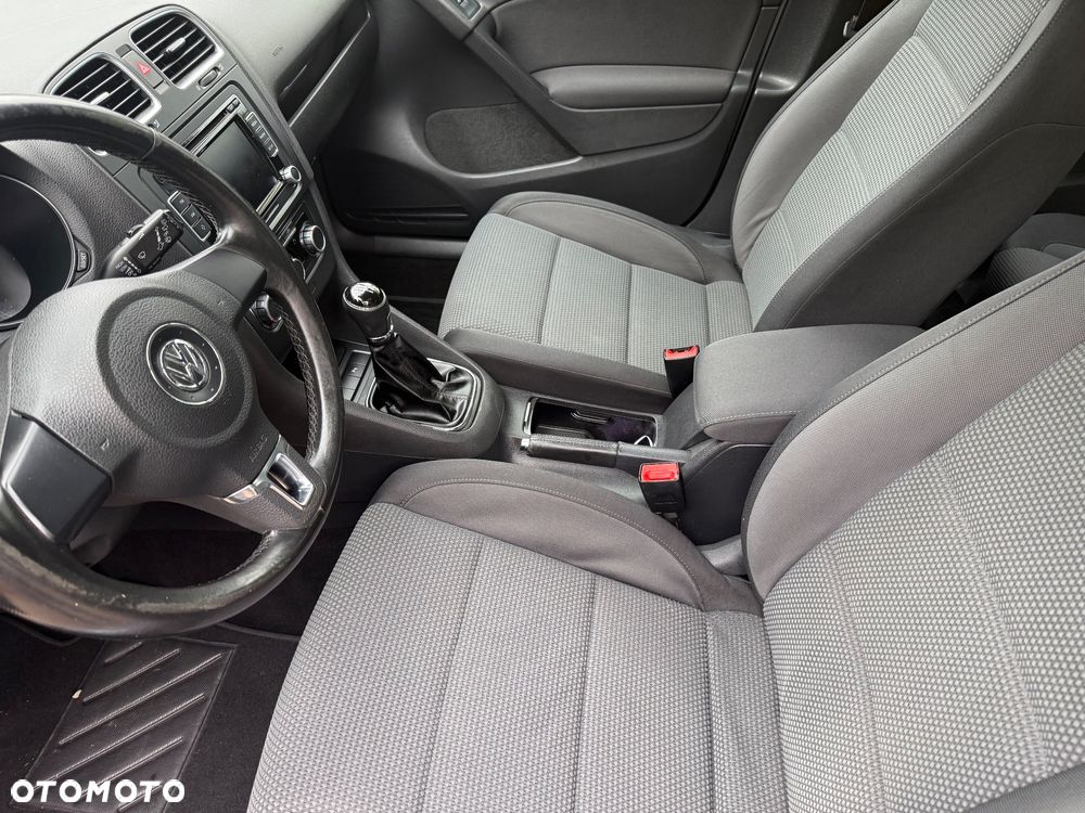 Volkswagen Golf 2.0 TDI DPF Trendline - 23