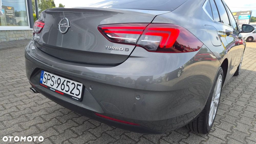 Opel Insignia - 24