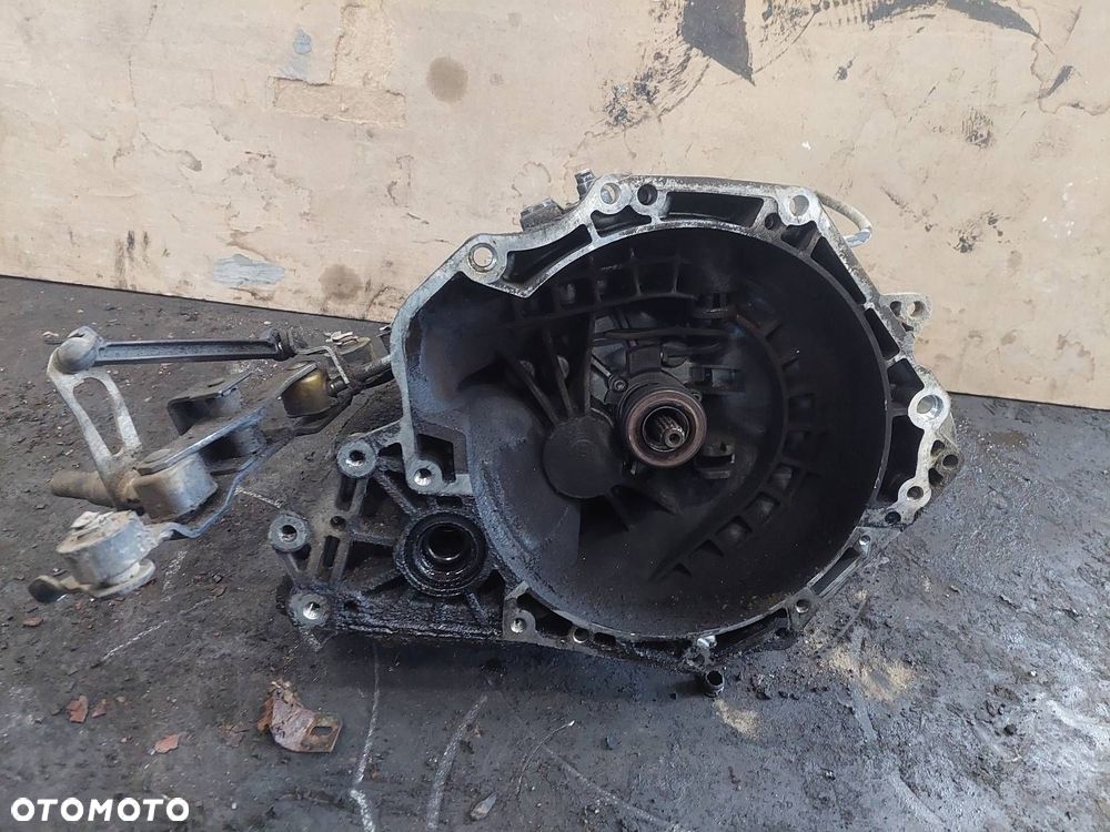 SKRZYNIA BIEGÓW OPEL ASTRA H 1.7 CDTI F17W374 - 1