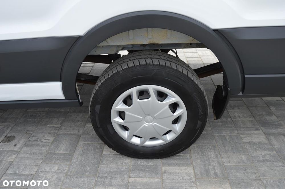 Ford Transit - 39
