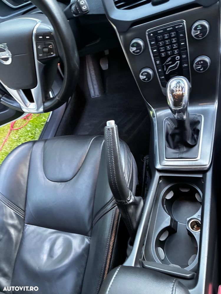 Volvo V40 - 11