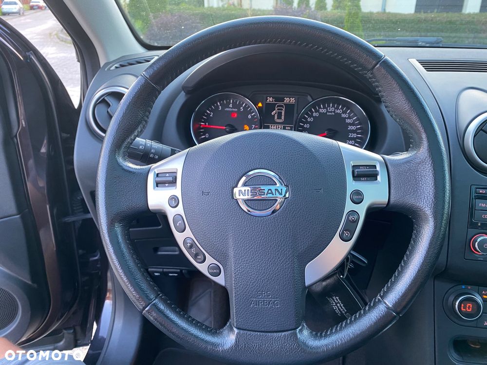 Nissan Qashqai - 17
