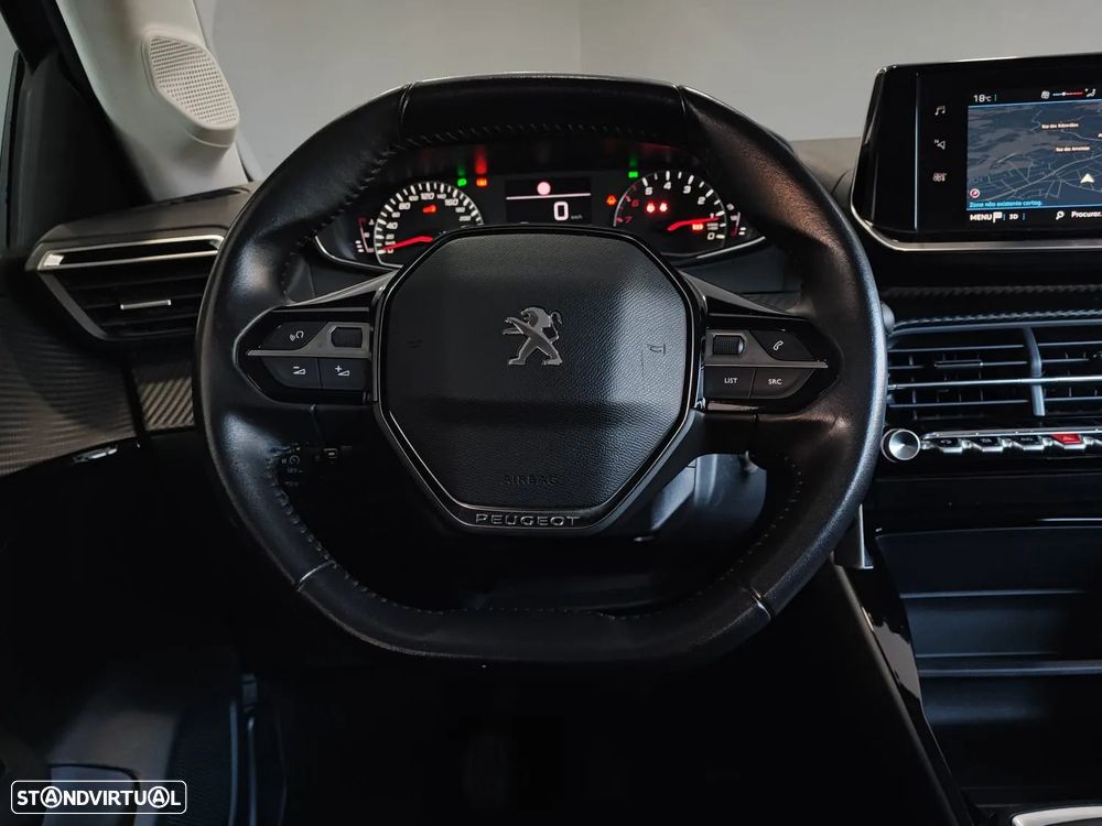 Peugeot 208 1.2 PureTech Active Pack - 46