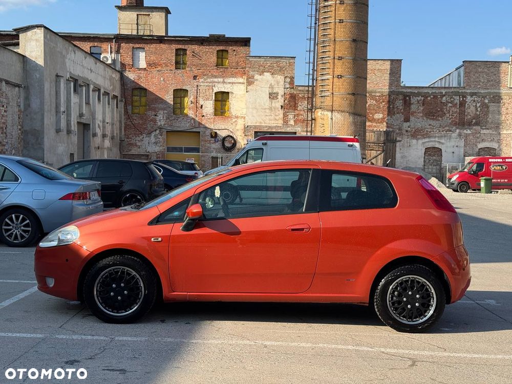 Fiat Grande Punto - 5