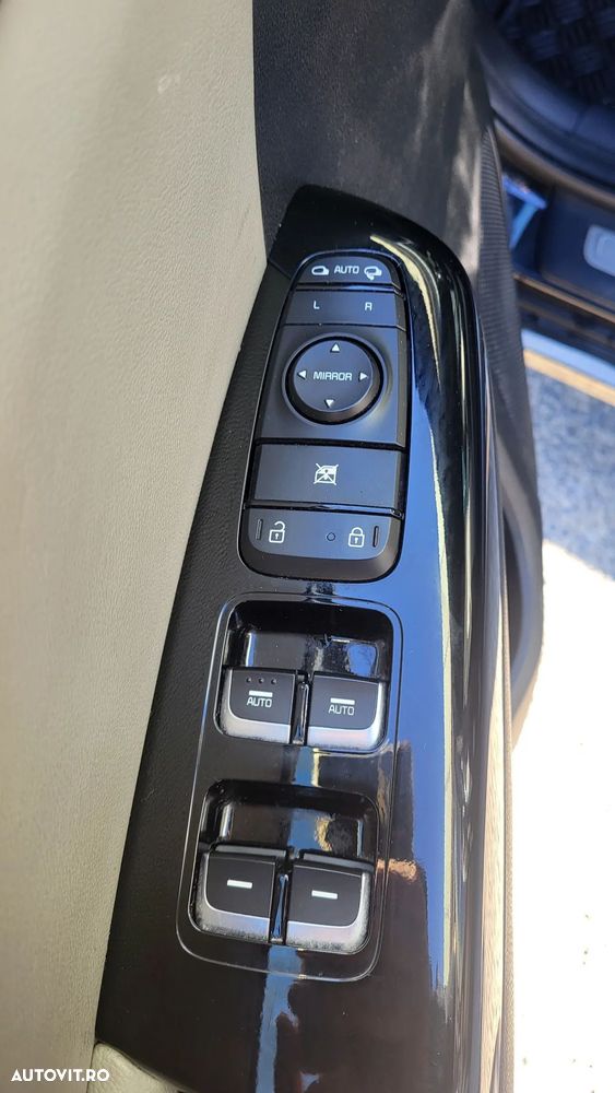 Kia Sportage 1.6 T-GDI 7DCT 4x4 GT Line - 14