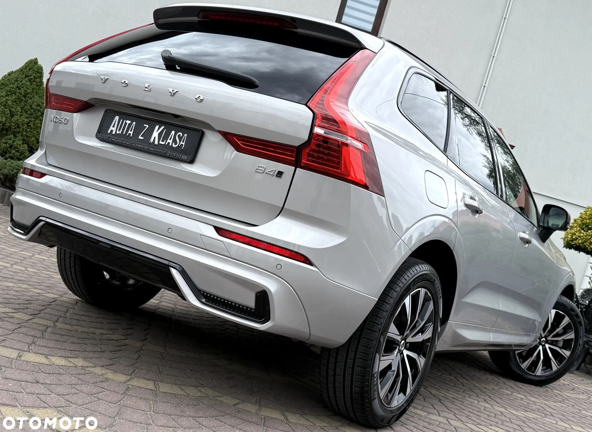 Volvo XC 60 B4 D AWD Geartronic RDesign - 5