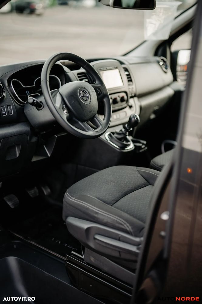 Opel VIVARO - 14