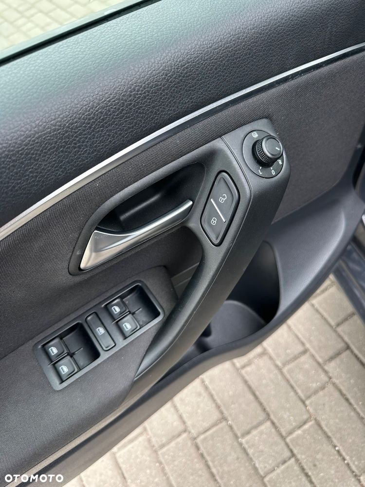 Volkswagen Polo - 31