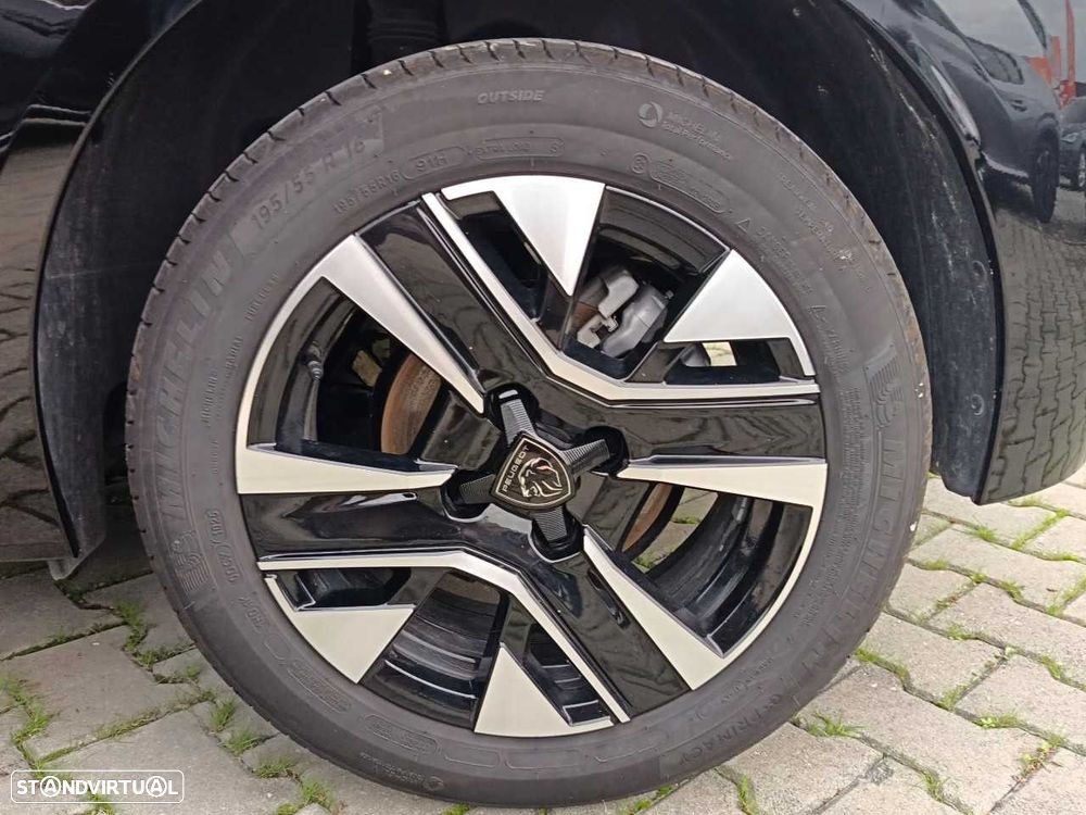 Peugeot 208 1.2 Hybrid Allure e-DCS6 - 10