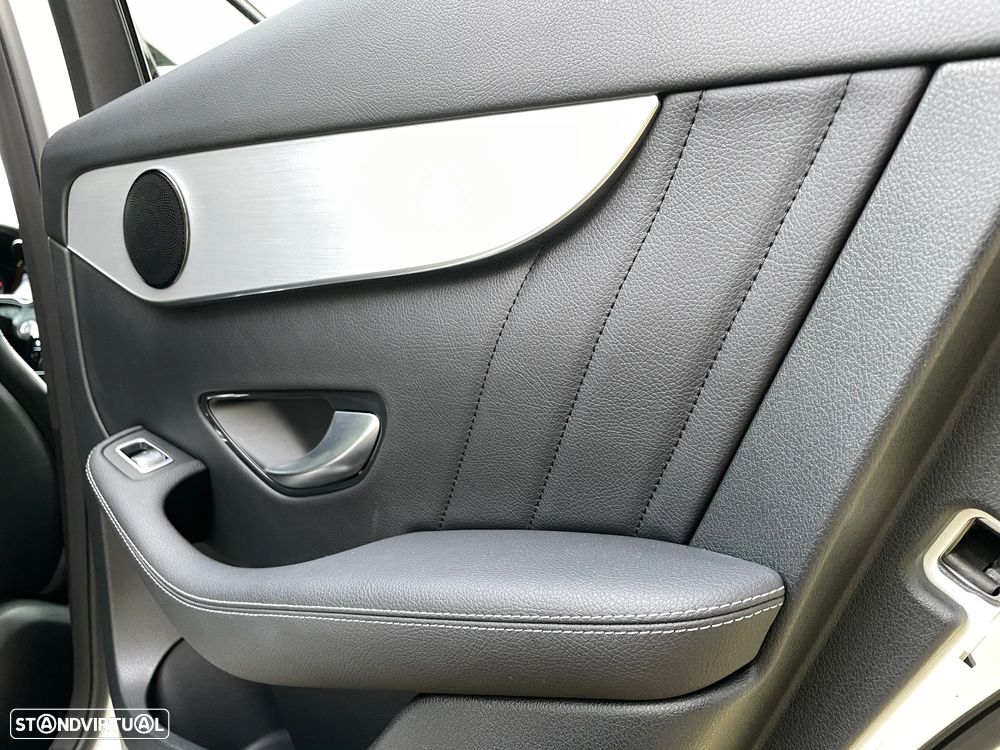 Mercedes-Benz GLC 220 d 4Matic - 39