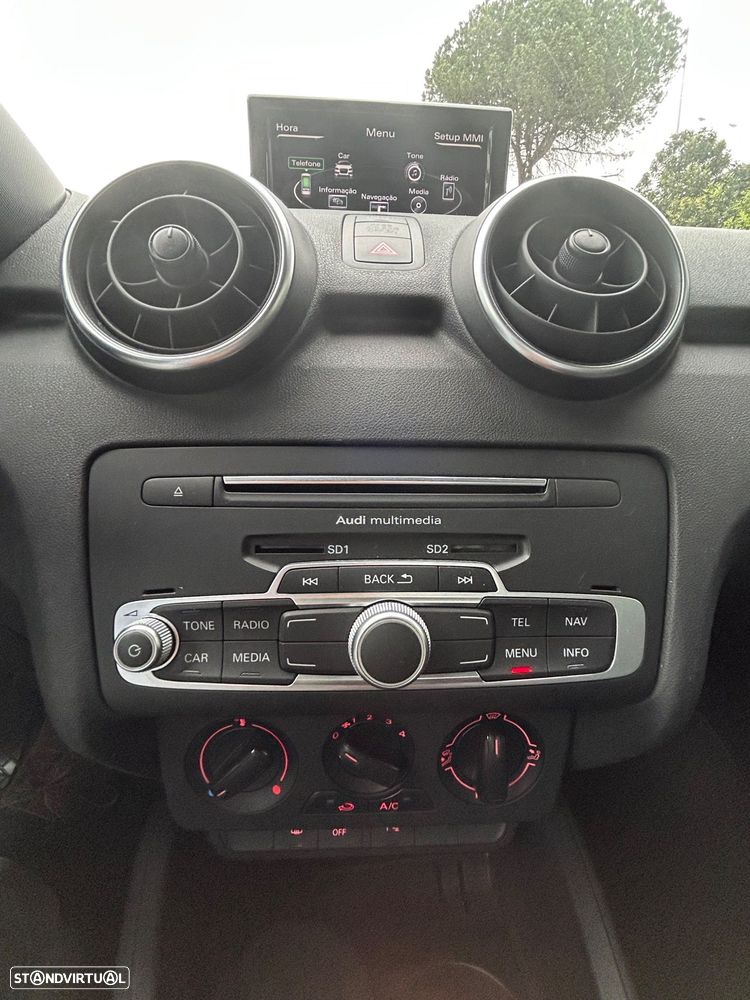 Audi A1 Sportback 1.4 TDI Design - 26