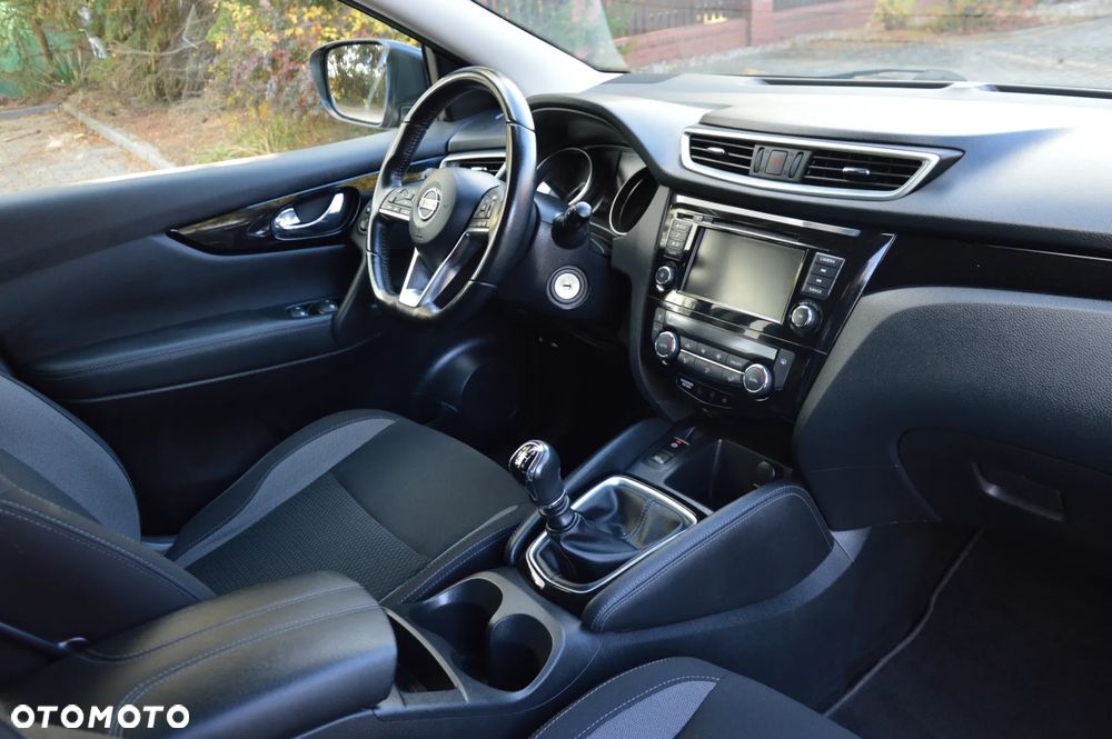 Nissan Qashqai - 22