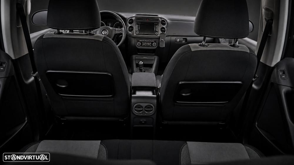 VW Tiguan 2.0 TDi Sport BlueMotion - 2