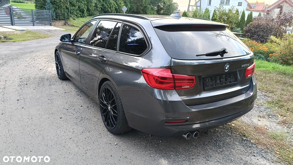 BMW Seria 3 320d - 3