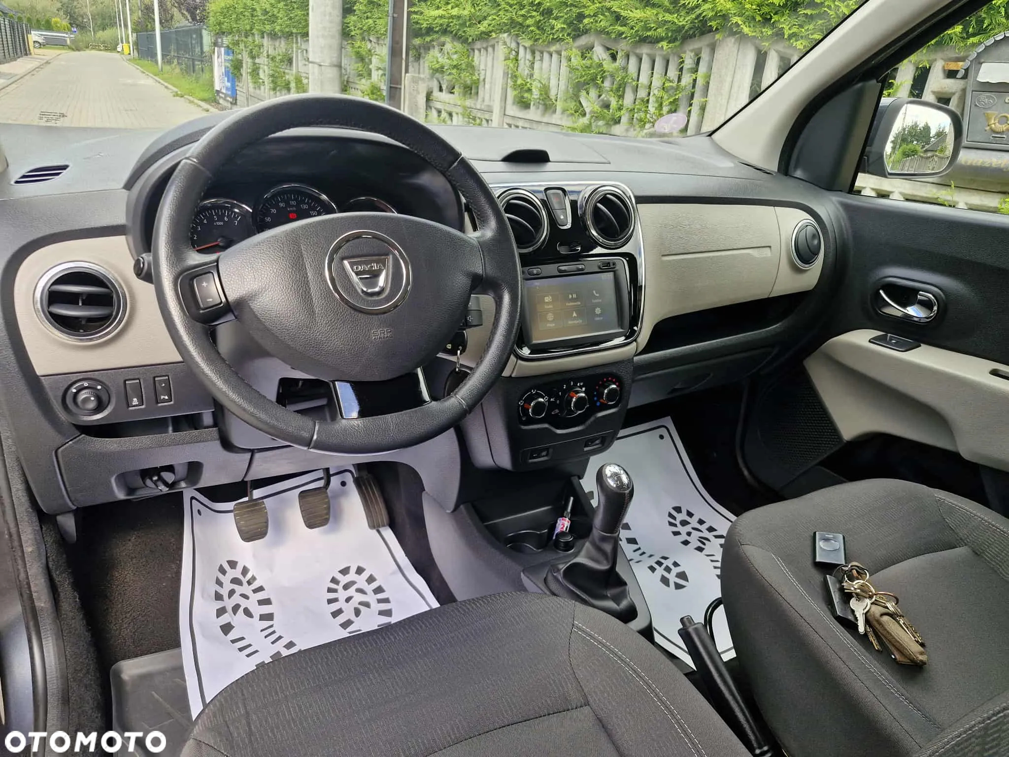 Dacia Lodgy 1.2 TCe Laureate - 6