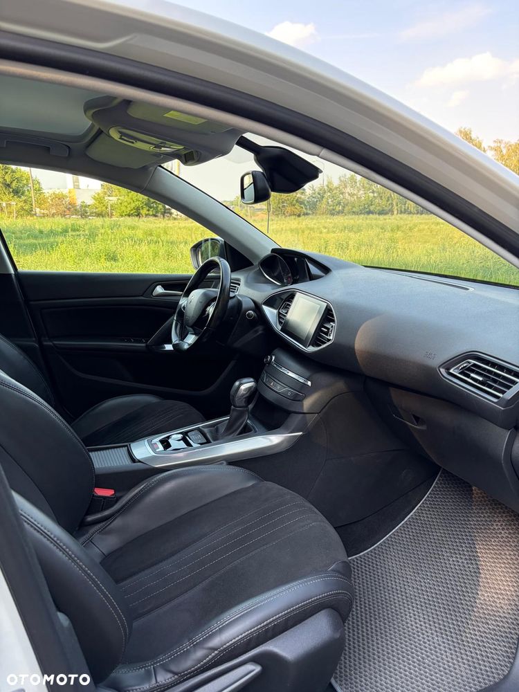 Peugeot 308 BlueHDi FAP 150 EAT6 Stop & Start Allure - 16