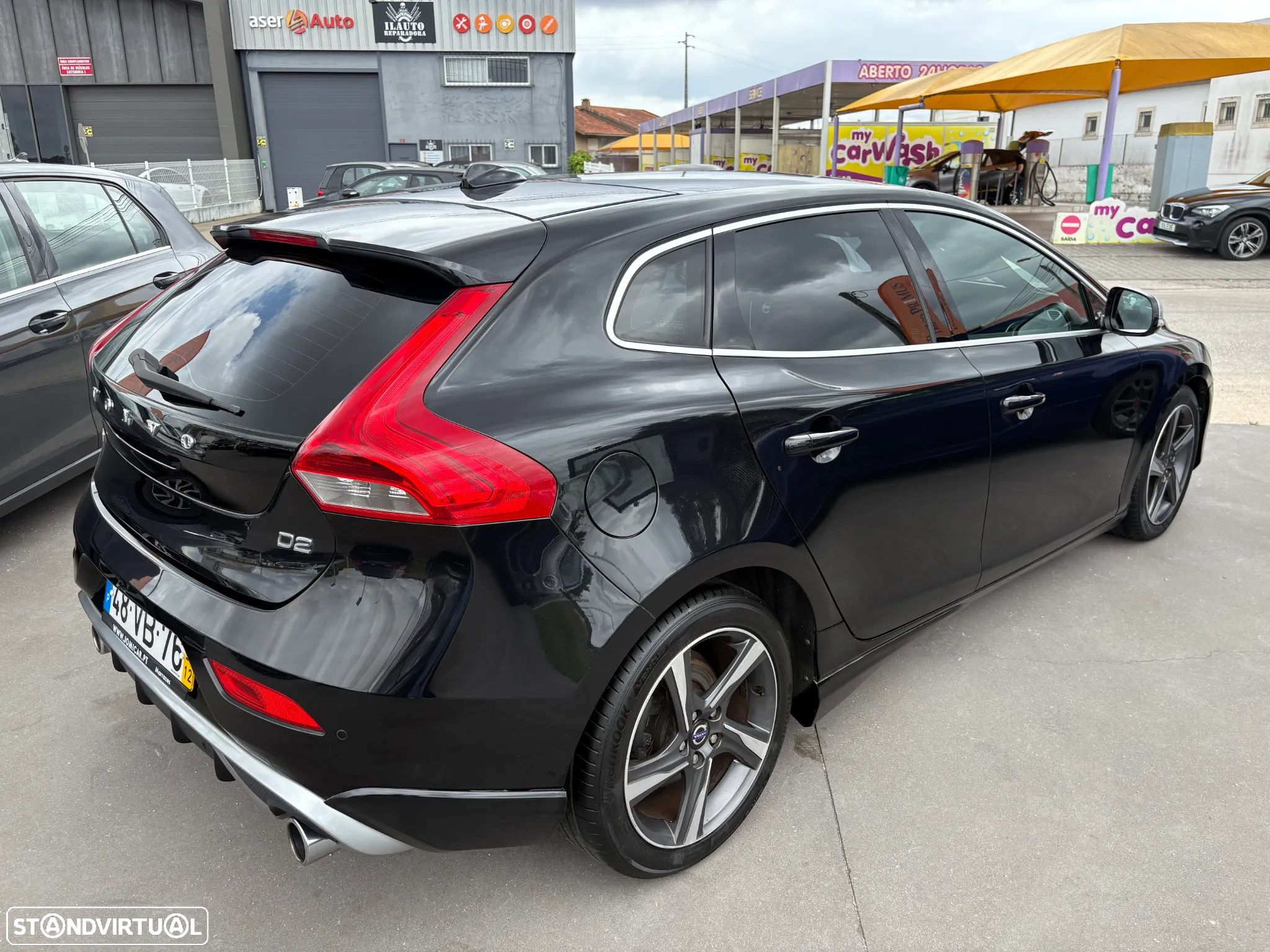 Volvo V40 1.6 D2 R-Design Momentum - 3