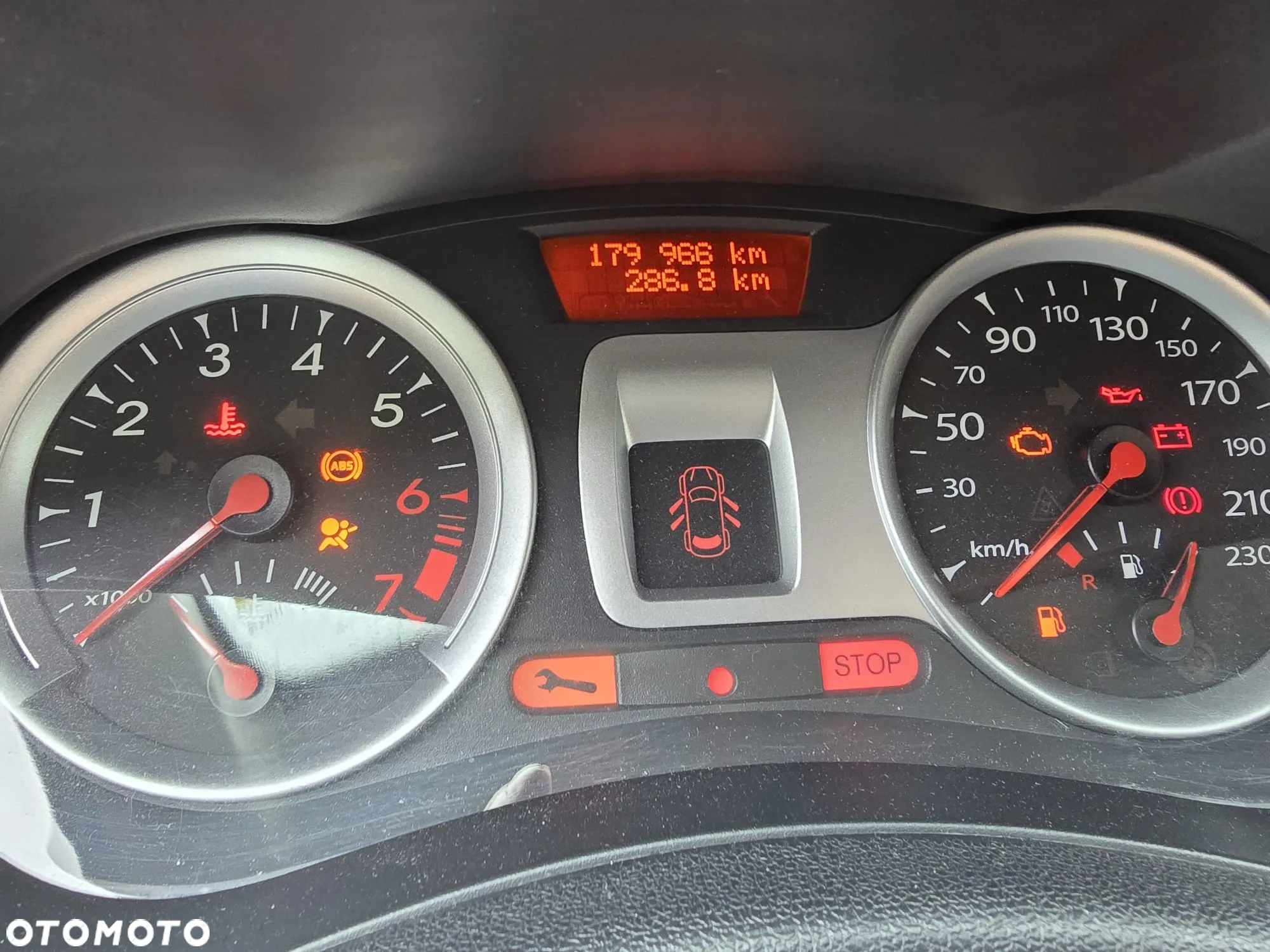 Renault Clio 1.2 16V Alize - 14